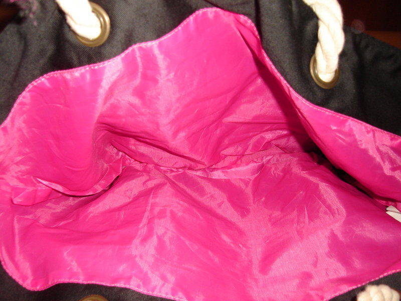 PRIMARK UMHÄNGETASCHE HINGUCKER SEHR SCHÖN AUS ENGLAND