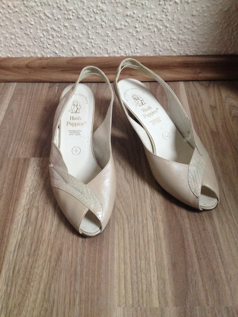 Hush Puppies Peep Toes