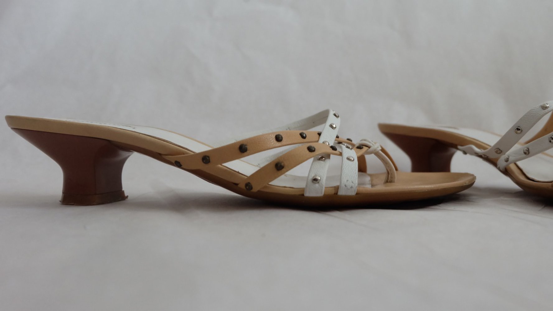 Vic Matié Sandaletten Gr. D 37 in Camel & Weiss,  Damen Schuhe Sandals Leder