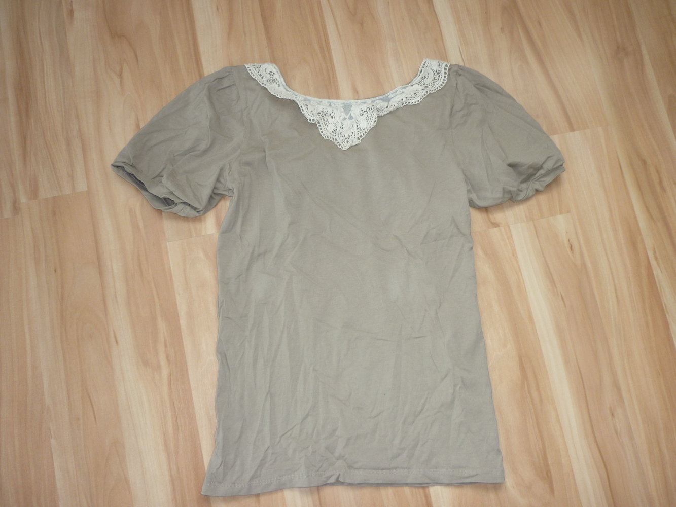 Vero Moda Shirt nude braun beige Spitze Kragen Spitzenkragen Bubikragen Größe M 