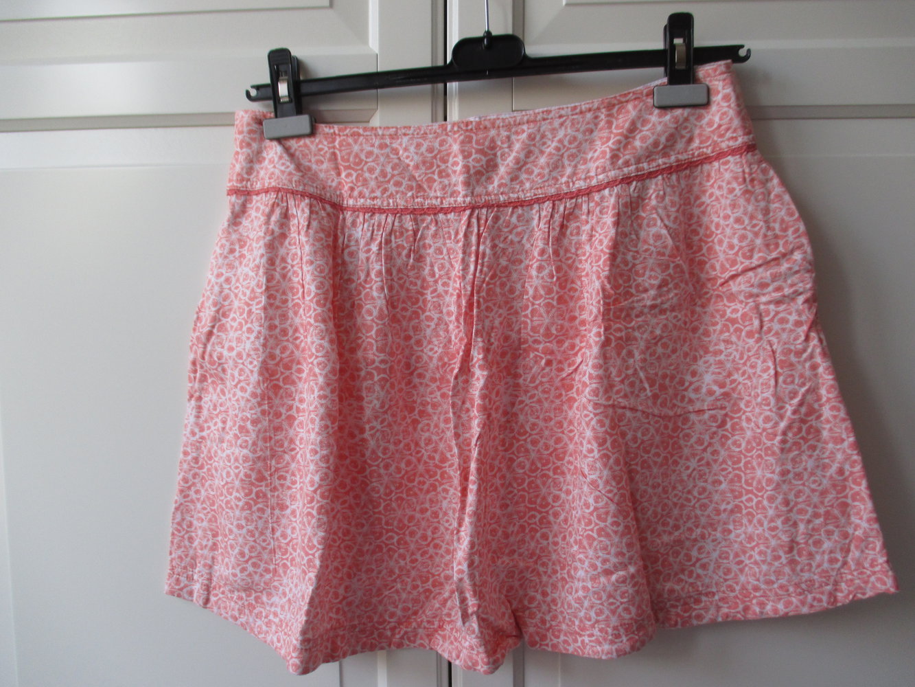 Mini Rock von Esprit, apricotfarbig, Spitze, Gr. 38 ungetragen, Viskose