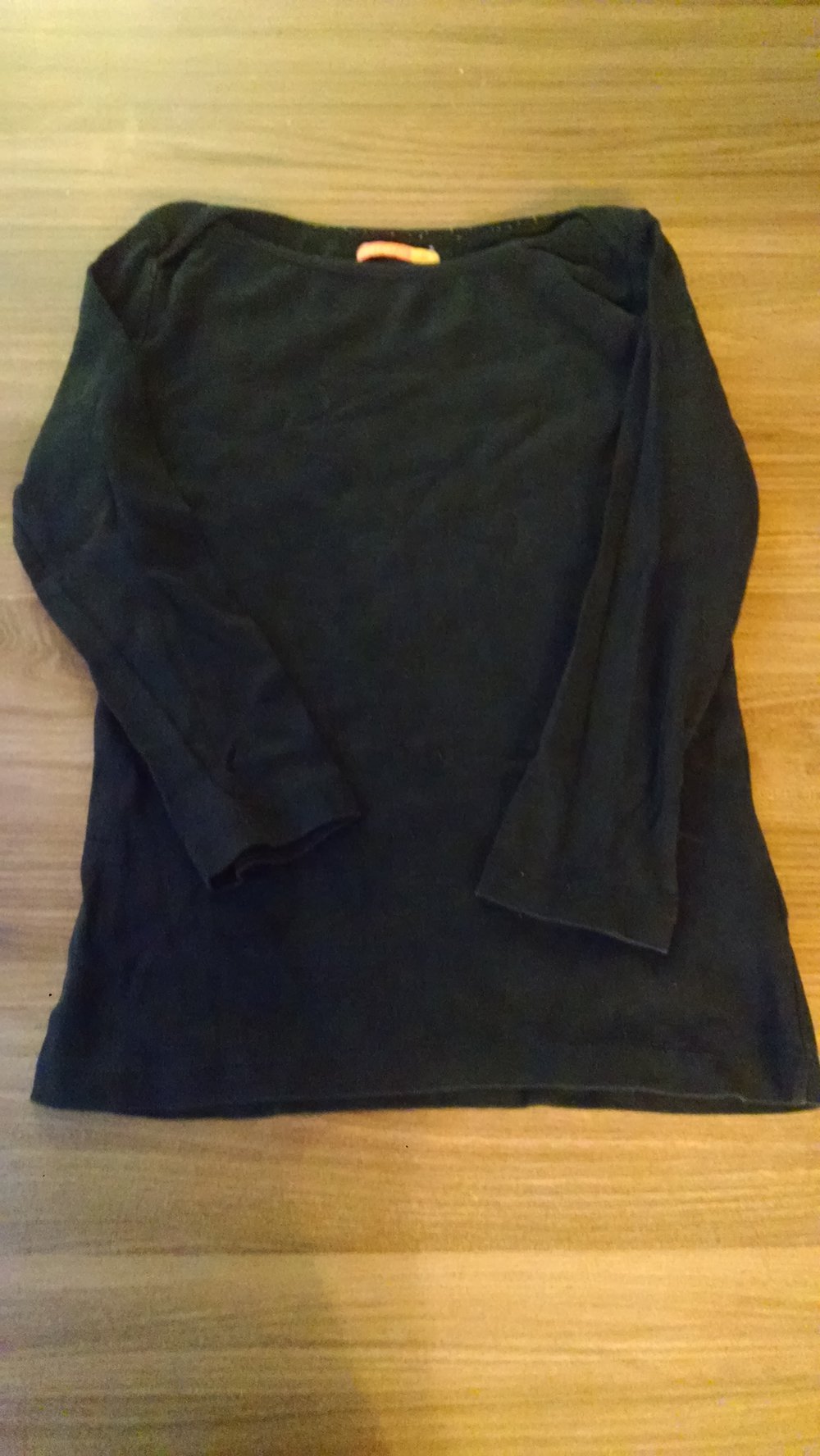 Schwarzes Basicshirt 3/4-Arm Gr. S