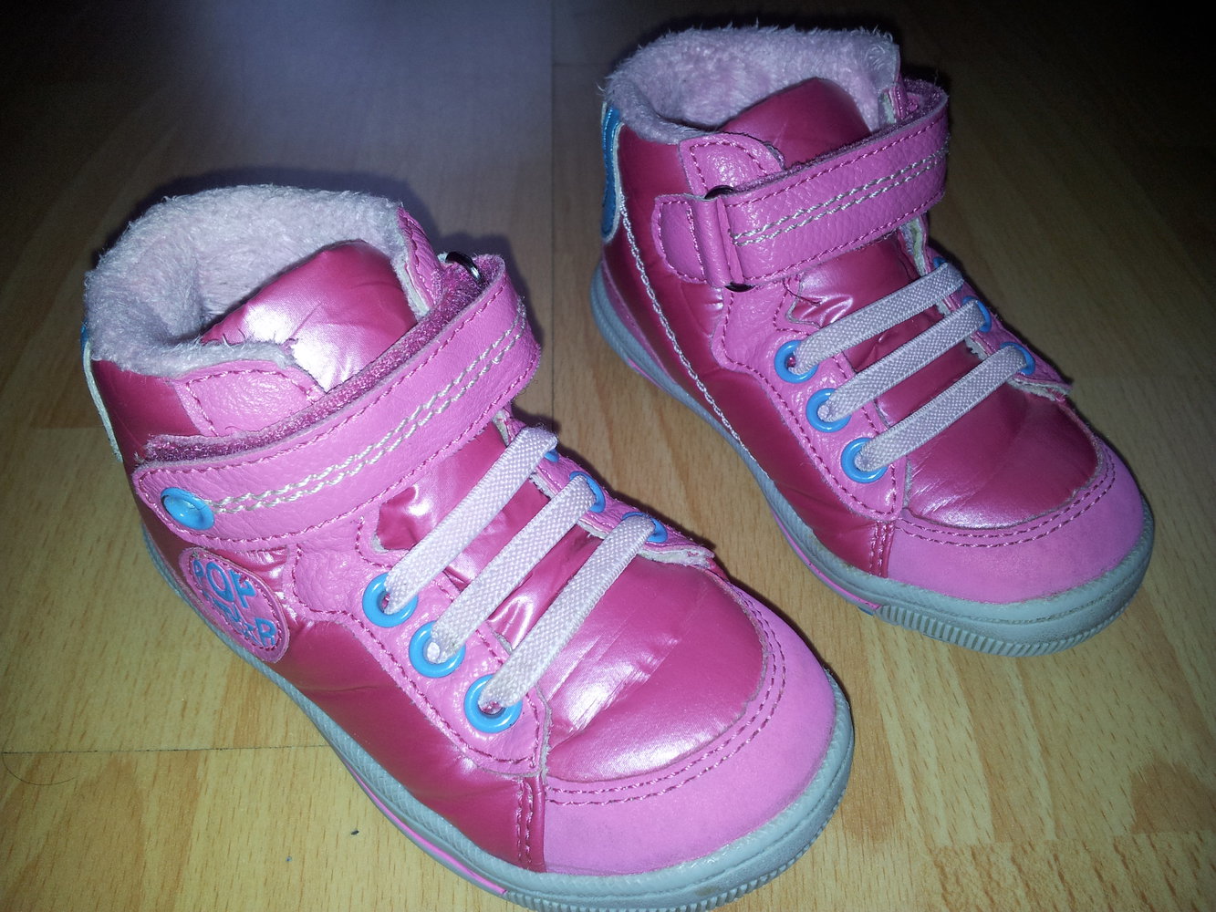 Turnschuhe Gr. 22 rosa hellblau