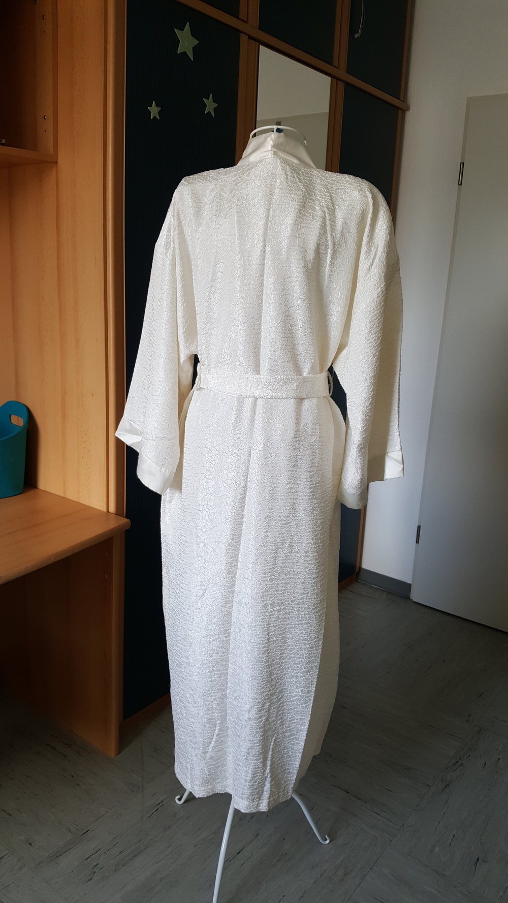 423. Leichter Morgenmantel von C&A, Gr. 36-38