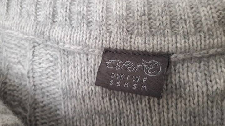 kuscheliges Esprit-Kleid / Longpulli