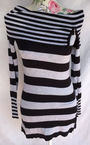 Jennifer Taylor - Langer Pullover