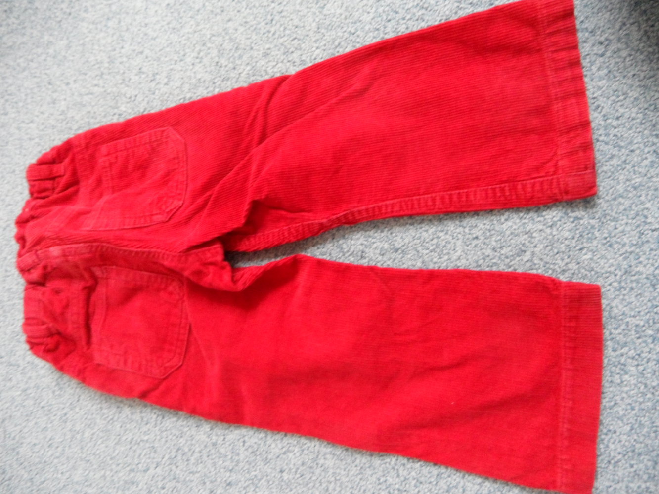 H&M beliebte Cordhose Herzknie Gr. 92