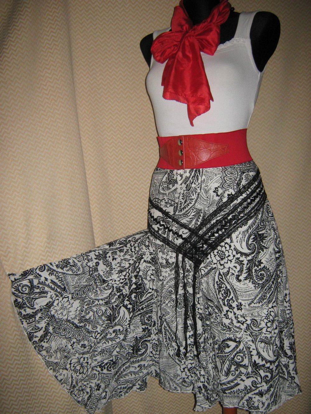 NEU * Blumen * Blüten * Flower- Power * Gipsy * Zipfel * Rock 