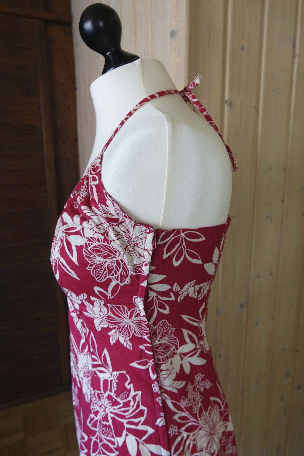 rotes/weißes, luftiges Sommerkleid