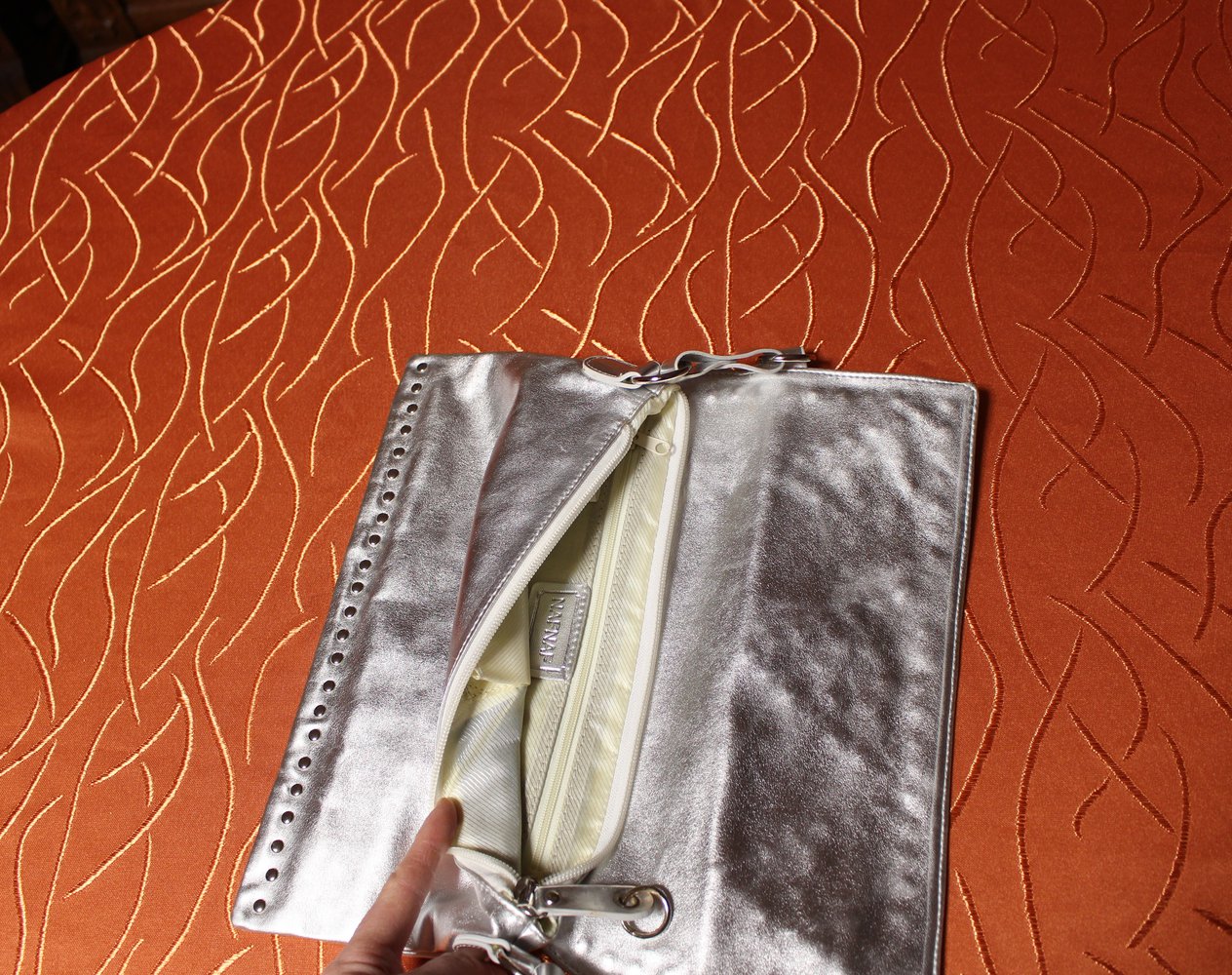 18. Neue Abendtasche/Clutch  von NafNaf (Paris)