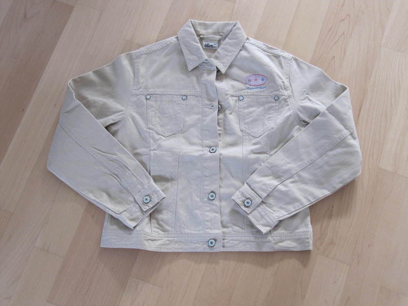 Mädchen Jeansjacke beige mit Applikation Gr. 152 Top Zustand