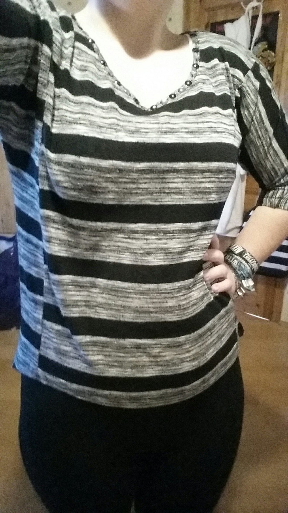 schwarz grau meliertes Oberteil Strasssteine