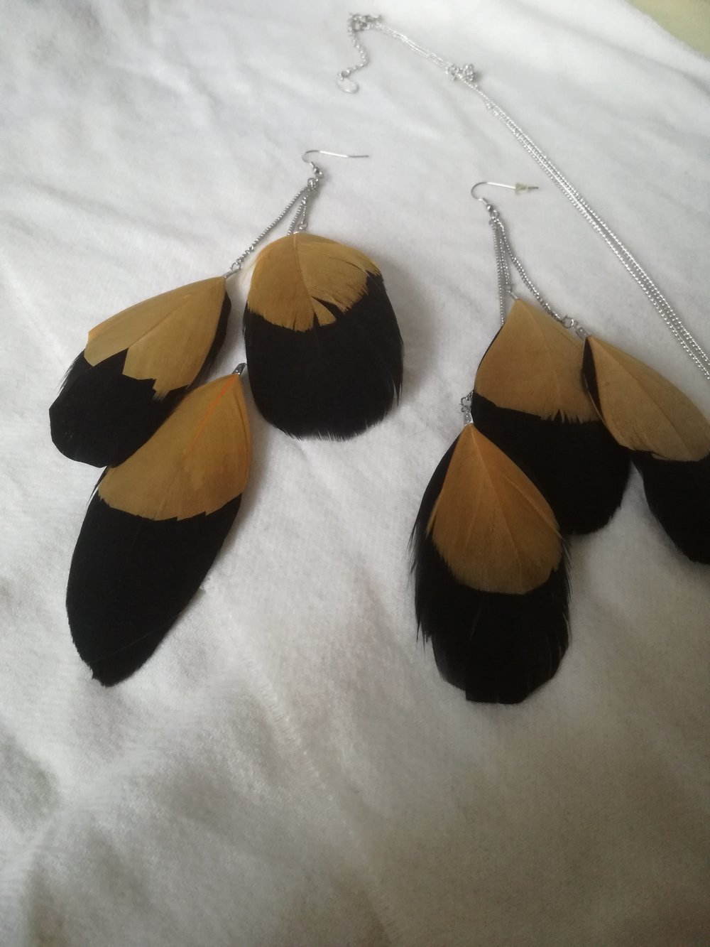 Ohrringe + Kette (Federset)