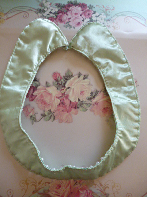 Mintgrüner Perlen Kragen