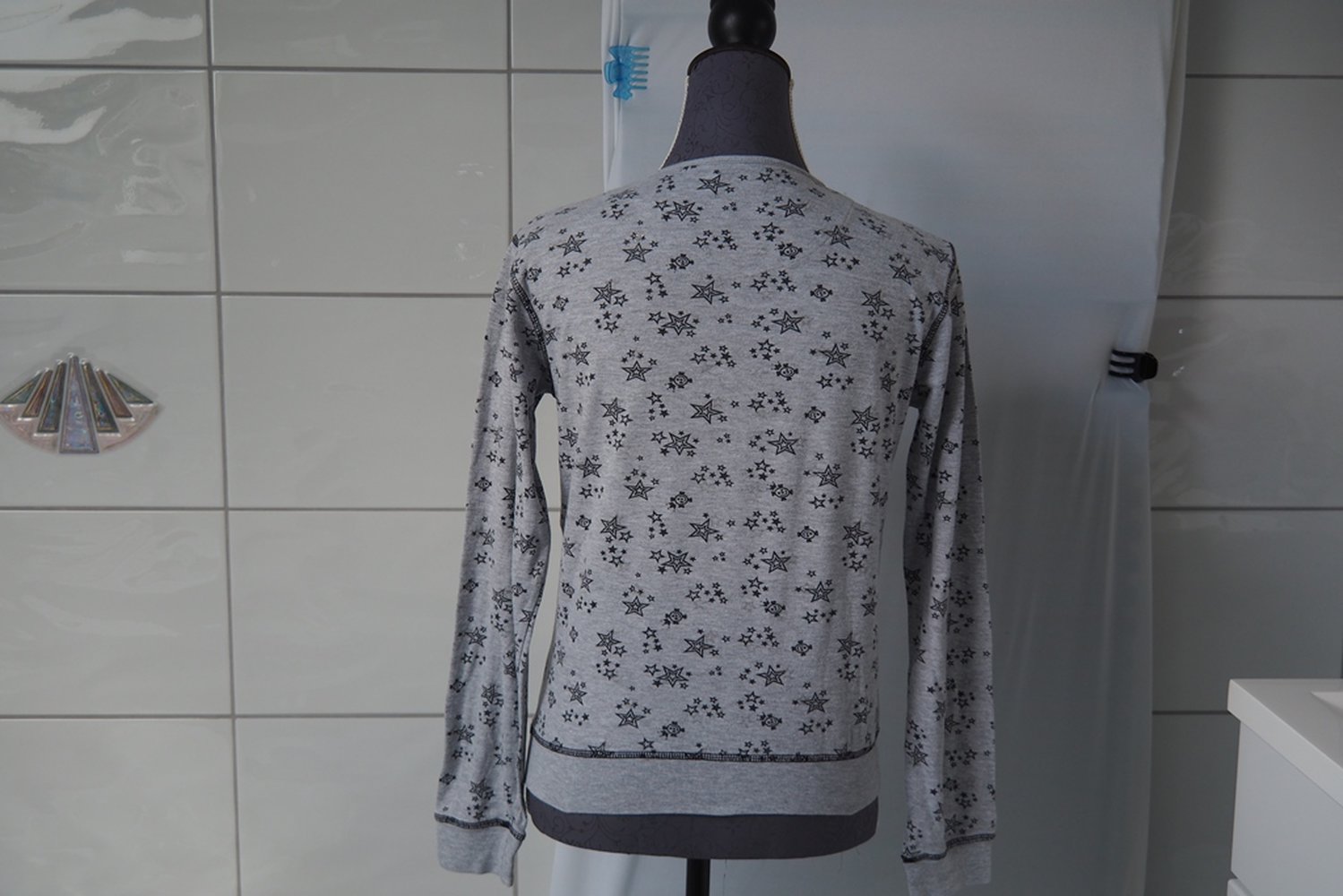 Schlafanzuglangarmshirt mit Sternenmuster grau 164/170