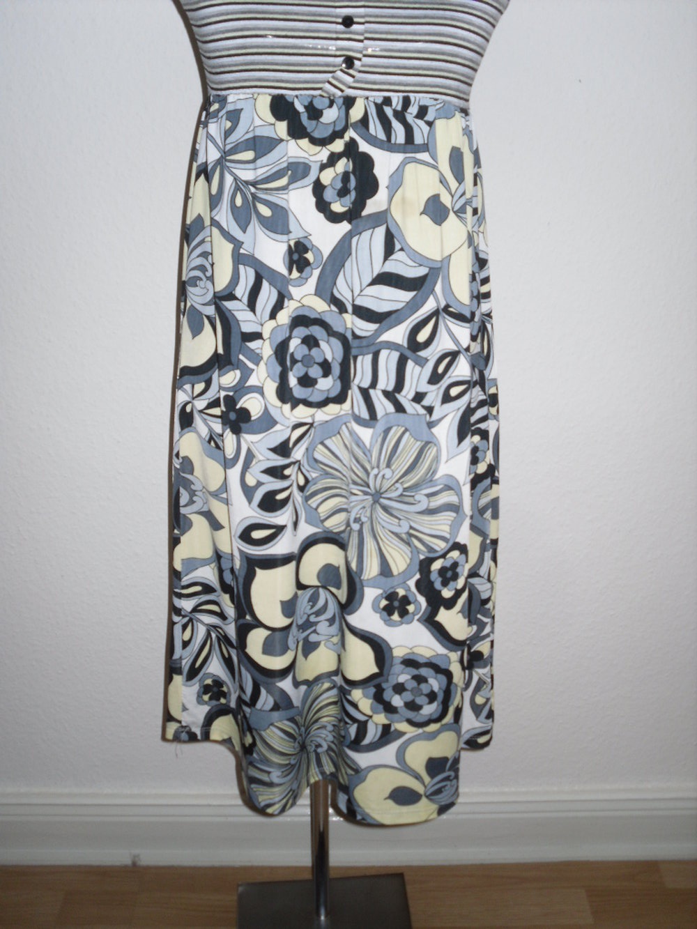 stretc Kleid auch Umstandskleid in Gr. S 38