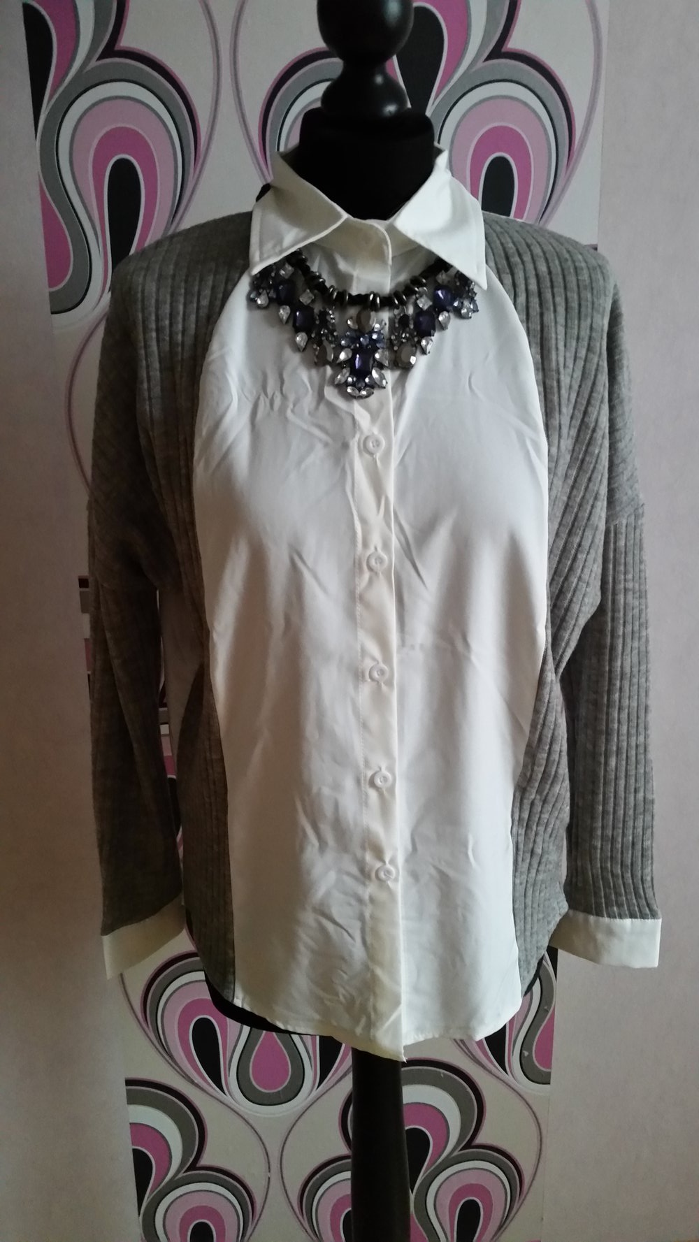 Schicke Bluse. Gr.36.Ungetragen. 