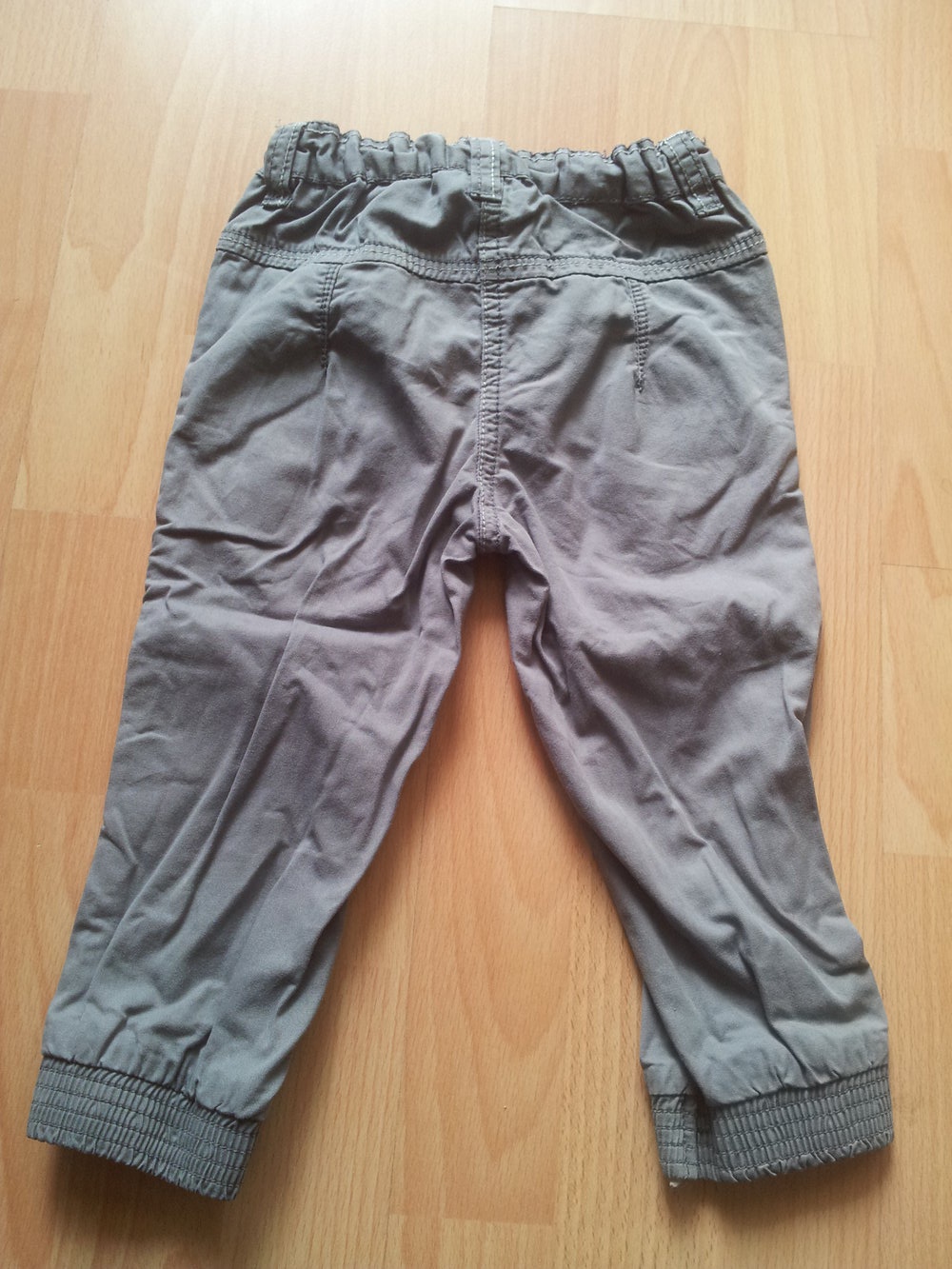  Hose khaki-braun Gr. 86 