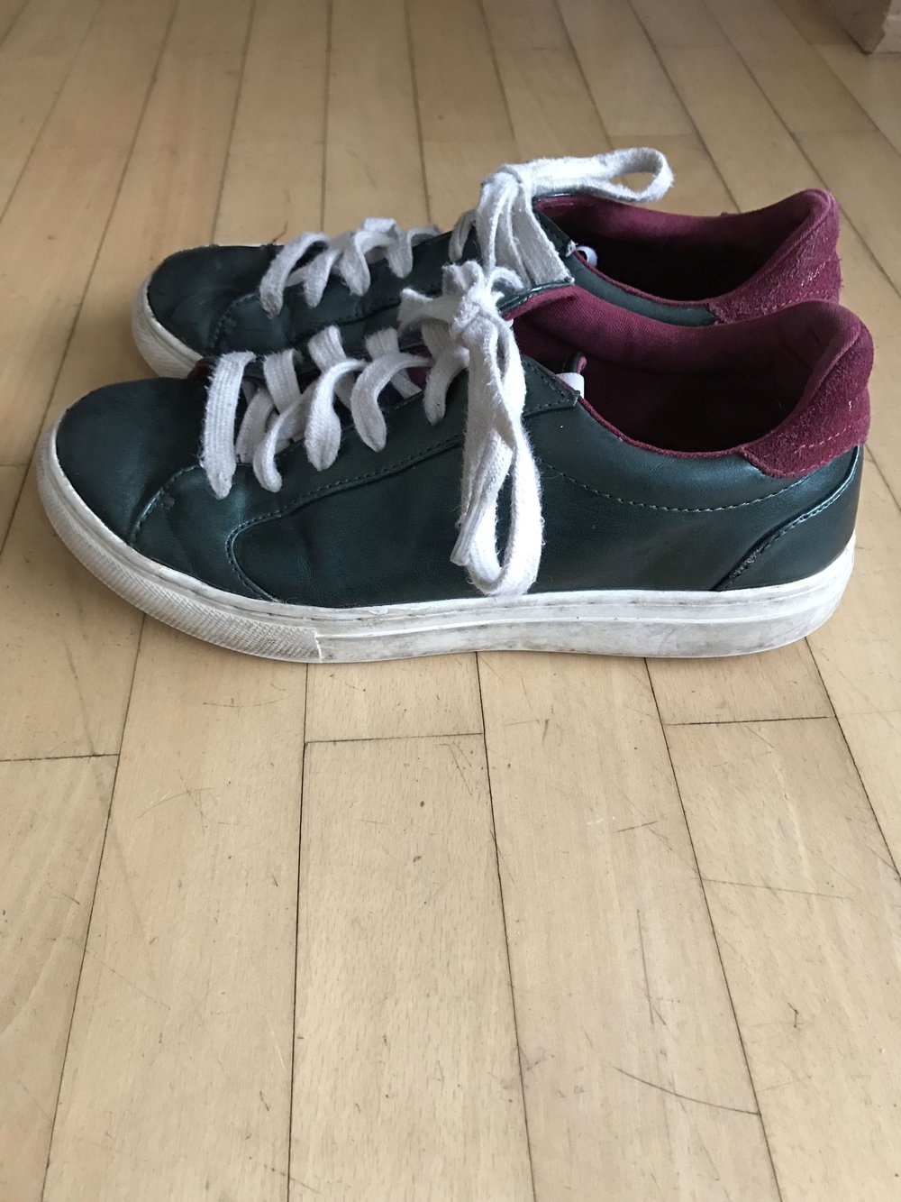 Zara Sneakers grün-metallic