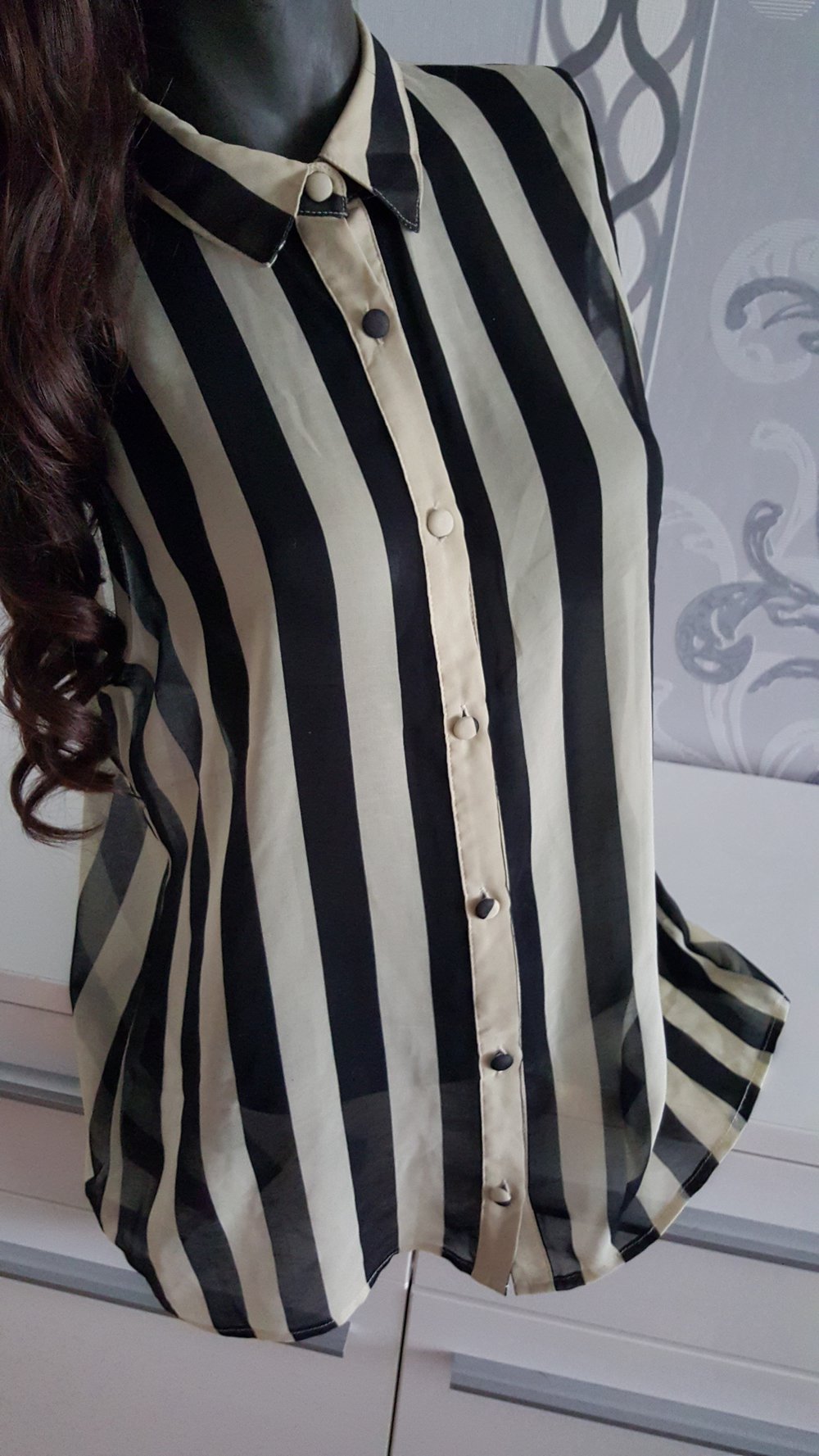 Schwarz weiß gestreiftes Oberteil Hipster ausgez. 14 38 40 L XL