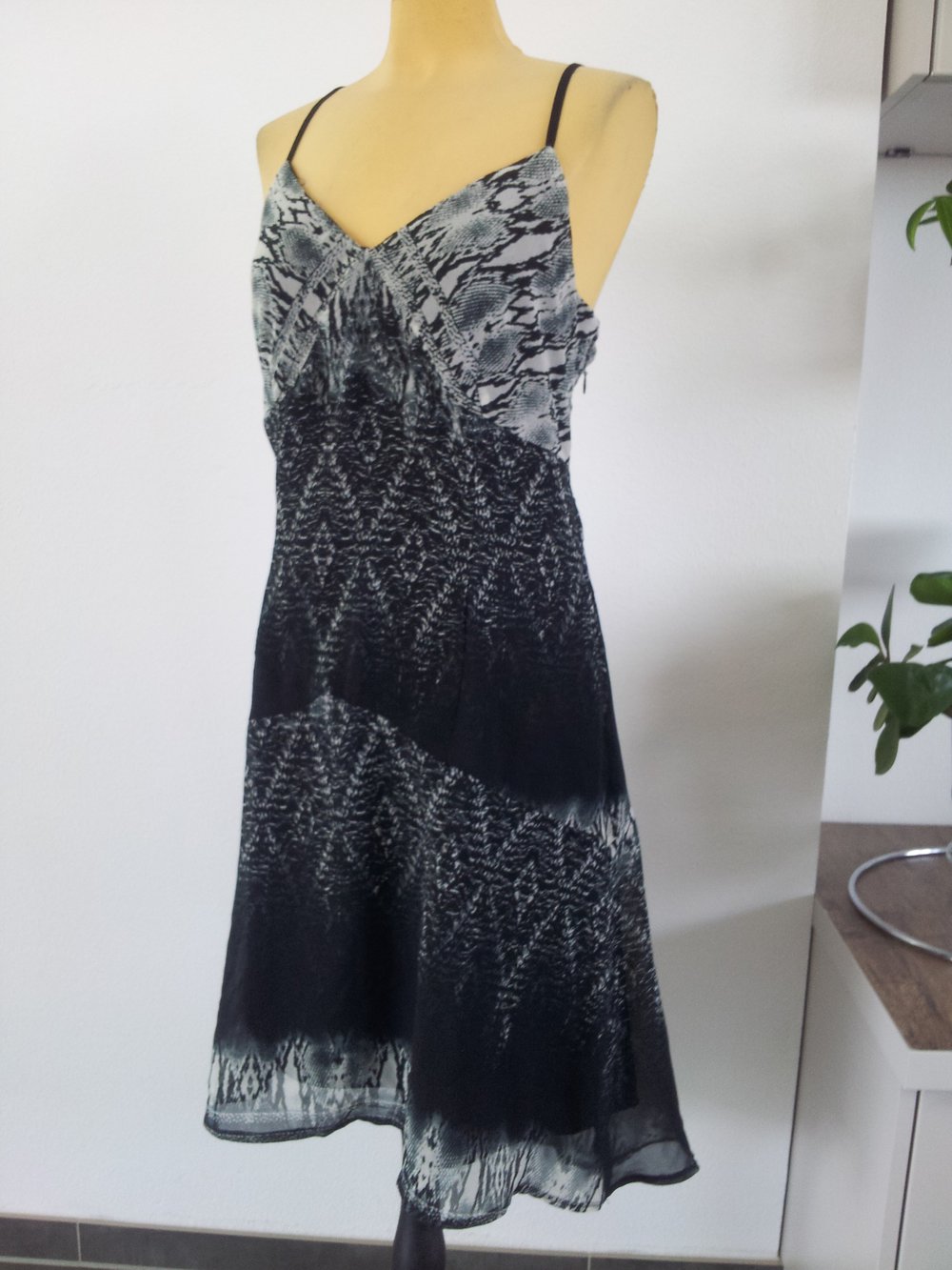 Orsay kleid schlanen Muster 