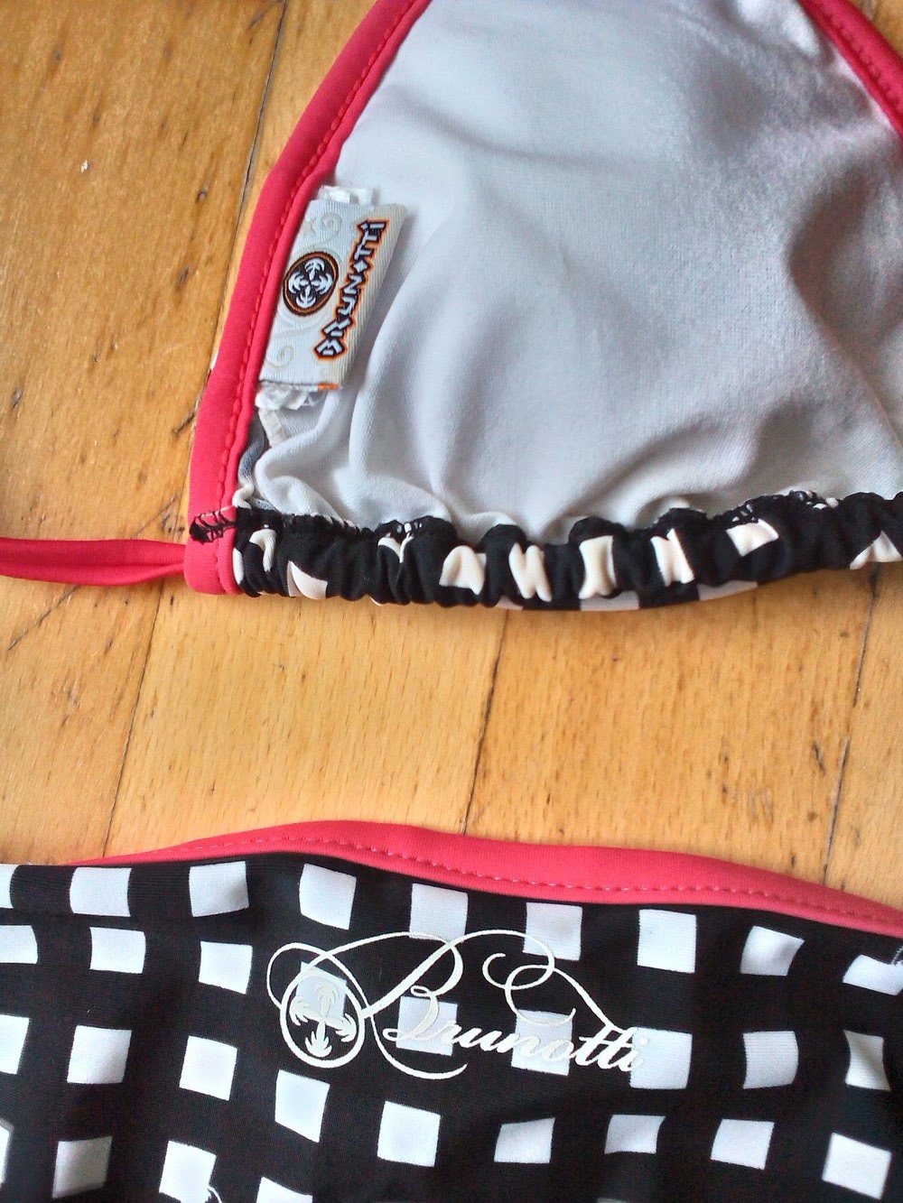 Süßes Bikini Set Gr. 40 rosa weiß schwarz Brunotti Rock n Roll Rockabella