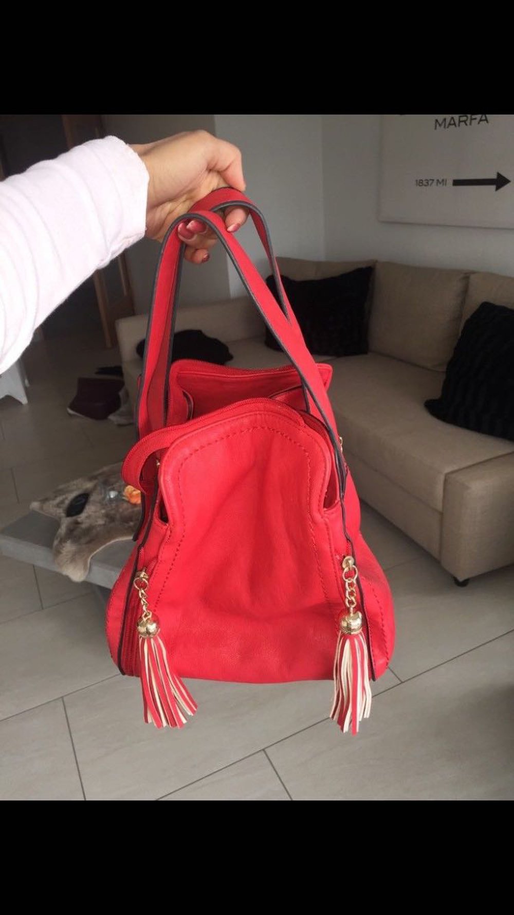 Rote Handtasche 