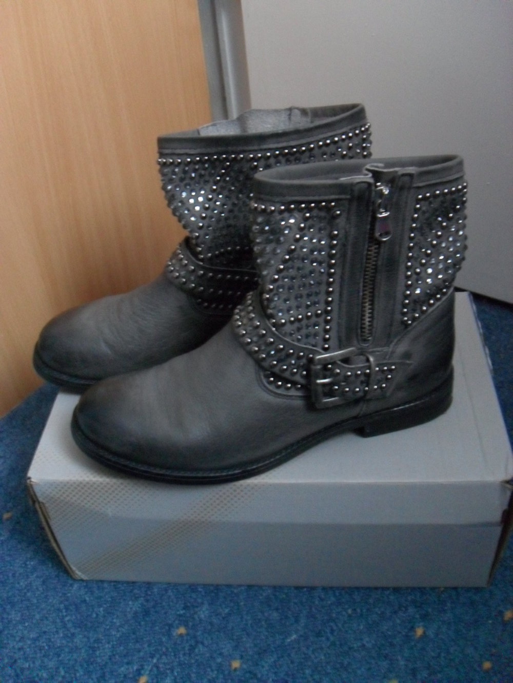 Boots Biondini