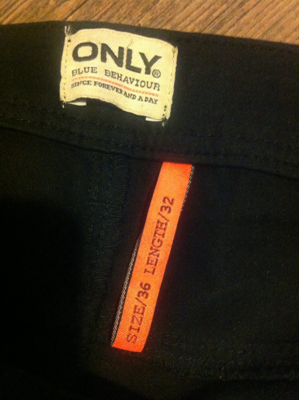 NEUE Schwarze Jeans von only 