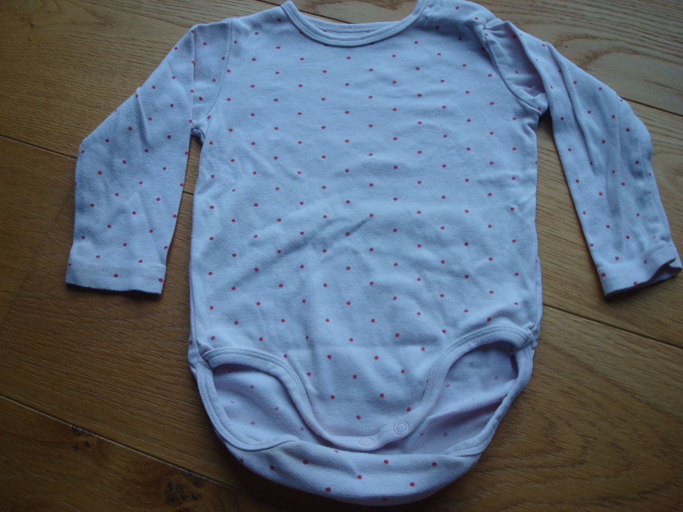 Body lang, Langarmbody mit Punkten von H&M Gr. 80