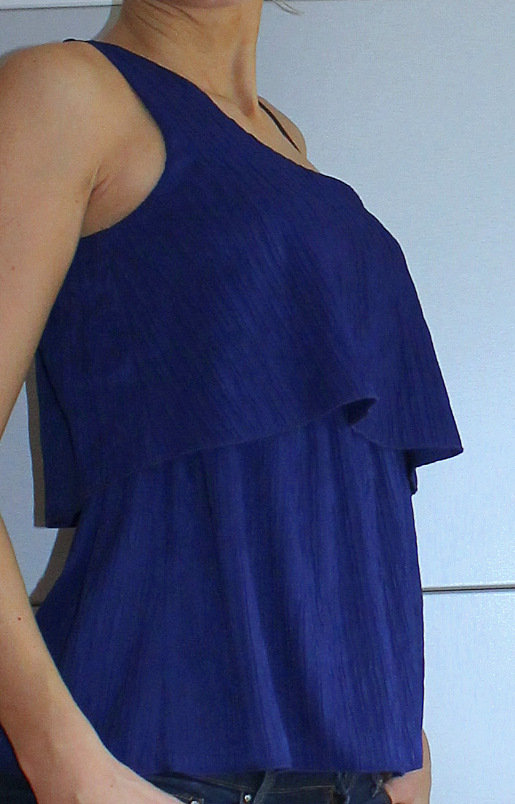 sexy, einschultriges Oberteil in blau