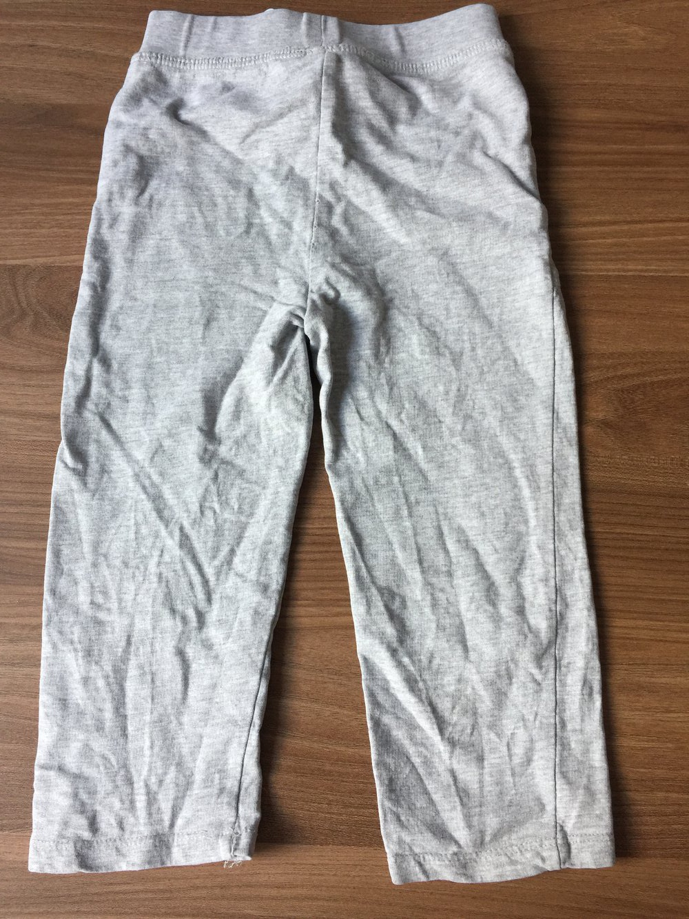 Hellgraue Jogginghose