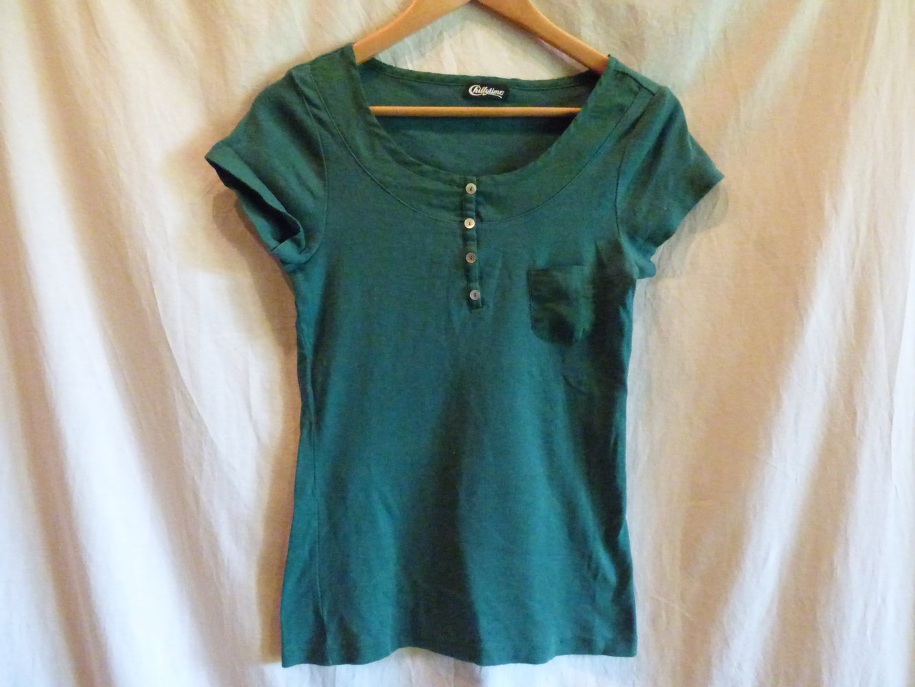 Smaragdgrünes T-Shirt