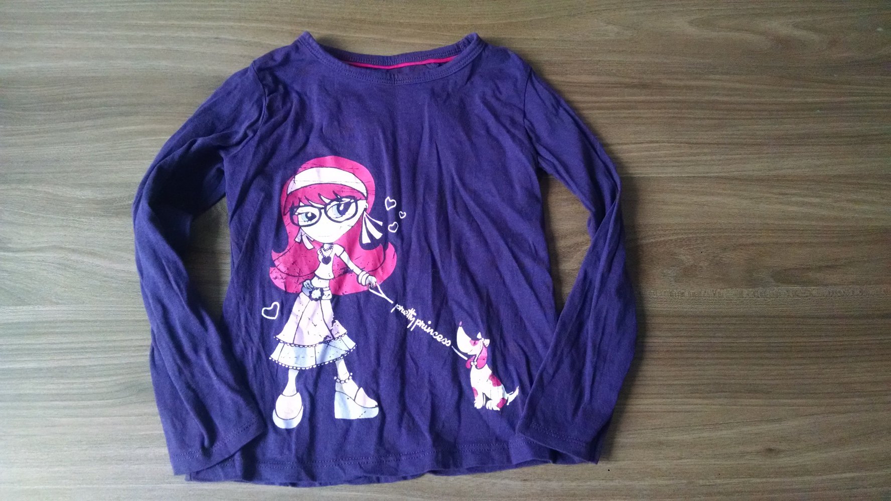 !Neu! !Ungetragen! Lila Langarmshirt Gr. 110/116
