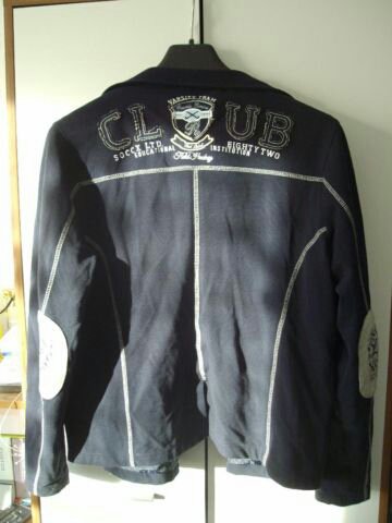 Sweatblazer mit abnehmbarer Kapuze von Soccx