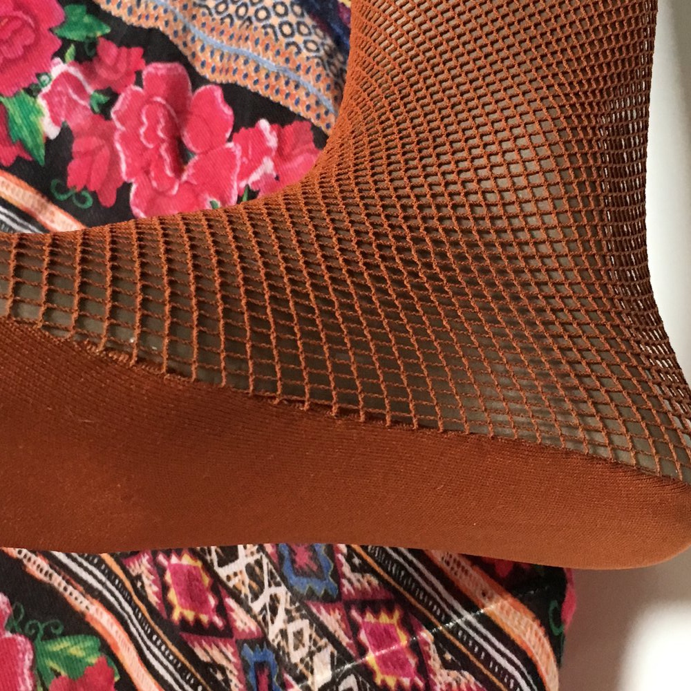 Professionelle Netzstrumpfhosen ohne Naht von Capezio (Ballett, Latin)