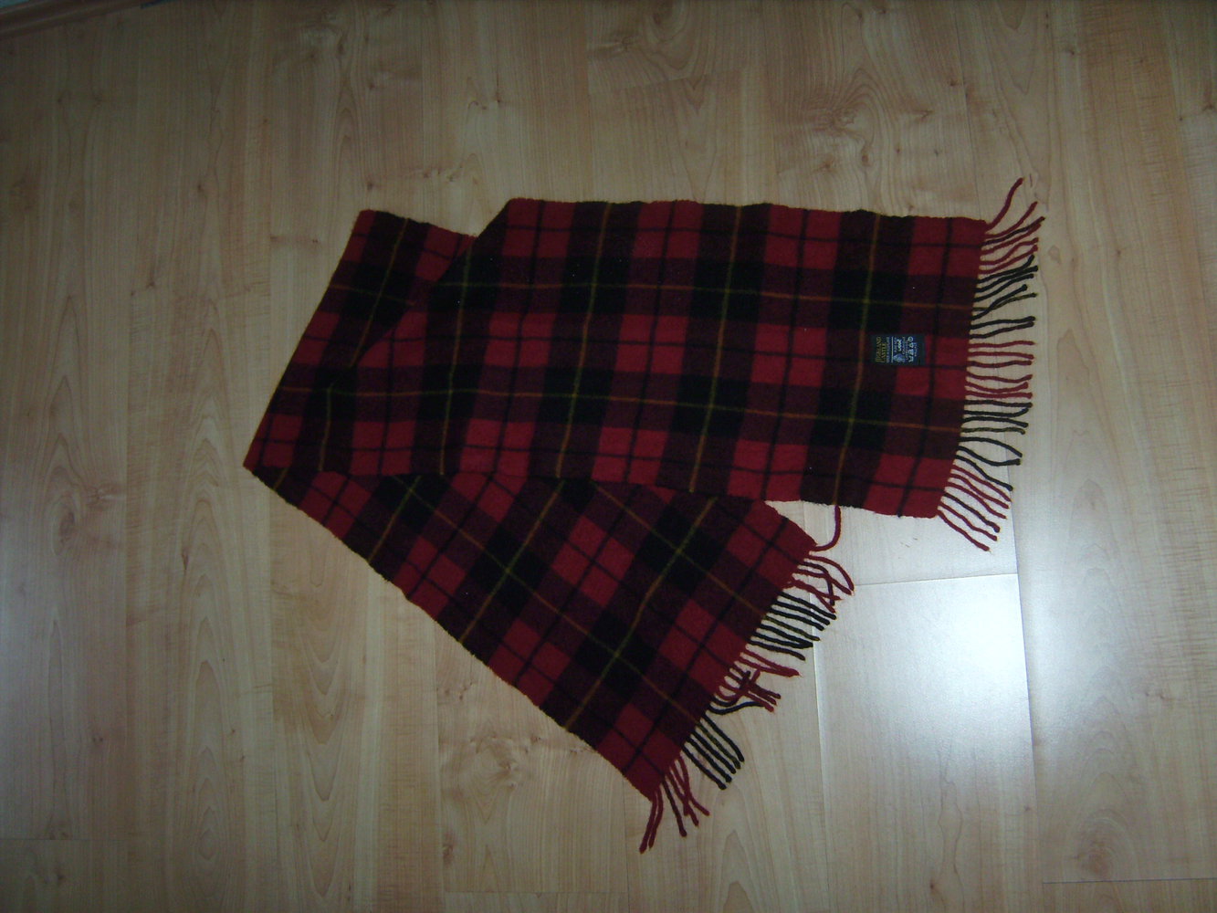 100 % Lambswool, Schurwolle Winterschal Karo Clans of ScotlandSchal, Highland Castle, 