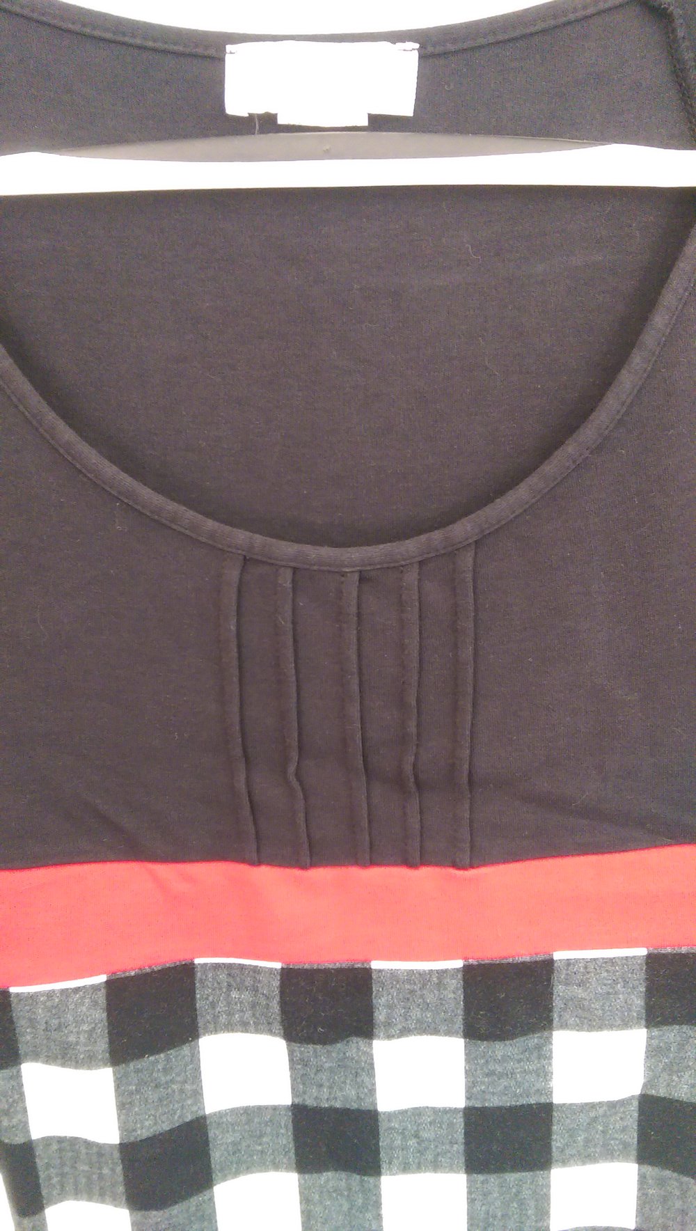 schwarz weiß kariertes Kleid