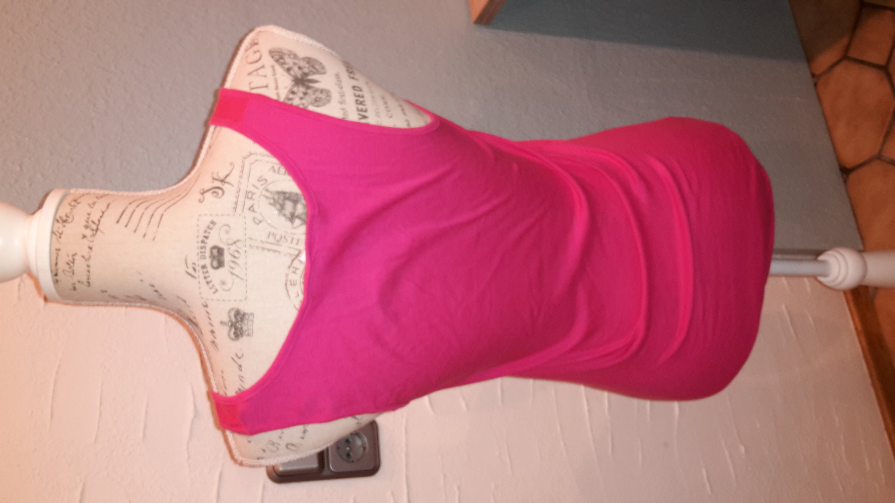Gr.S/36/8 neon pink Tanktop m. kette Druck Sommer Neuw. knallpink