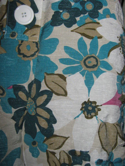 NEU* Ausgefallene * Blüten * Flower- Power * Babydoll- Bluse 