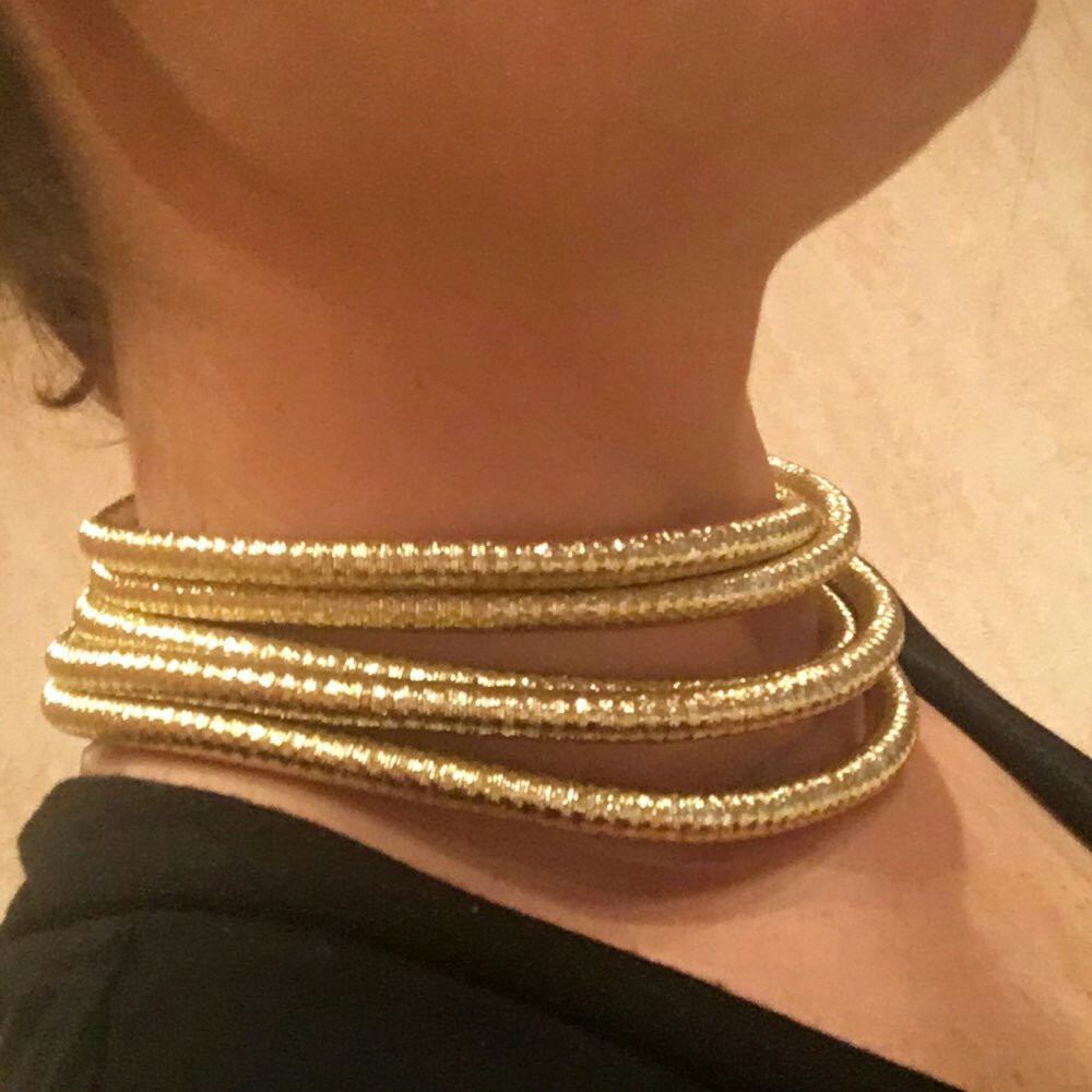 GLAMOUR STYLE CHOKER MIT MAGNET VERSCHLUSS. 