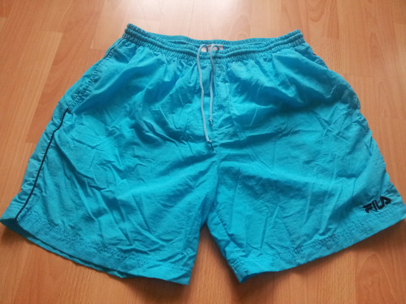 kurze Hose Sporthose Fila Gr. XL hellblau NEU