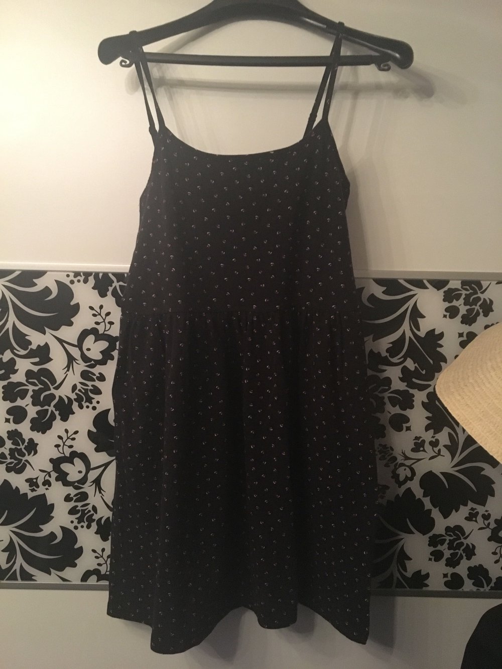 Süßes Kleid mit Herzmuster