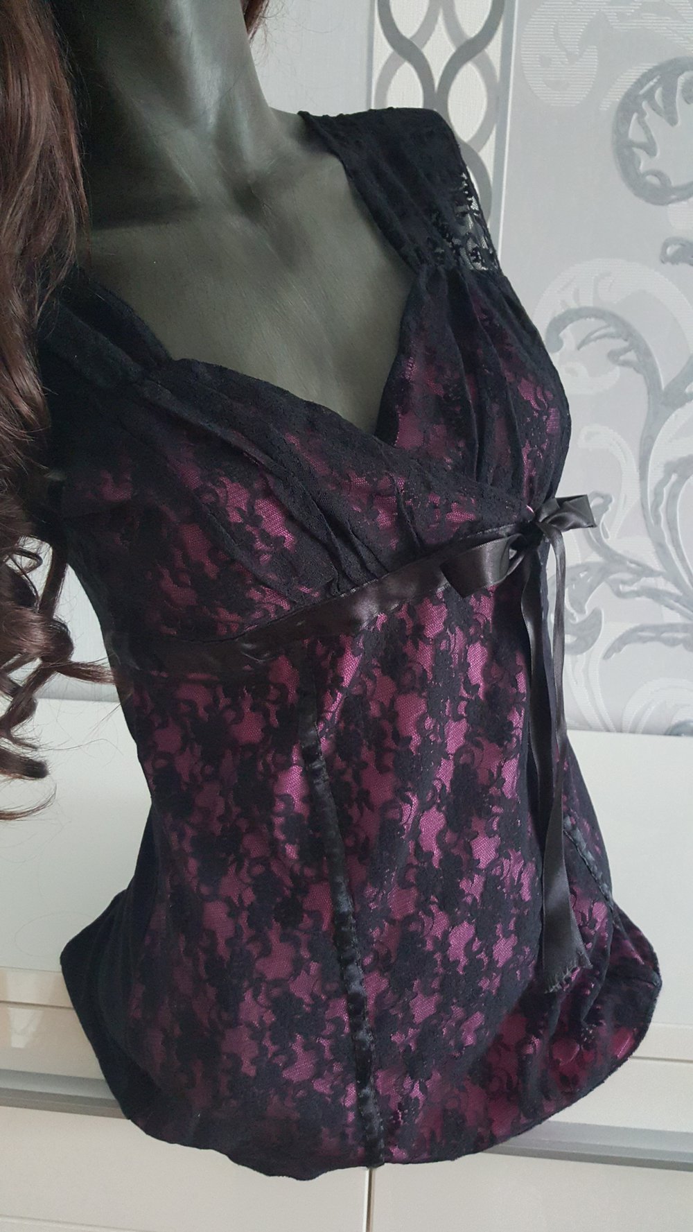 Schönes schwarz rosa Top mit Spitzen und Schleife 38 40 M L