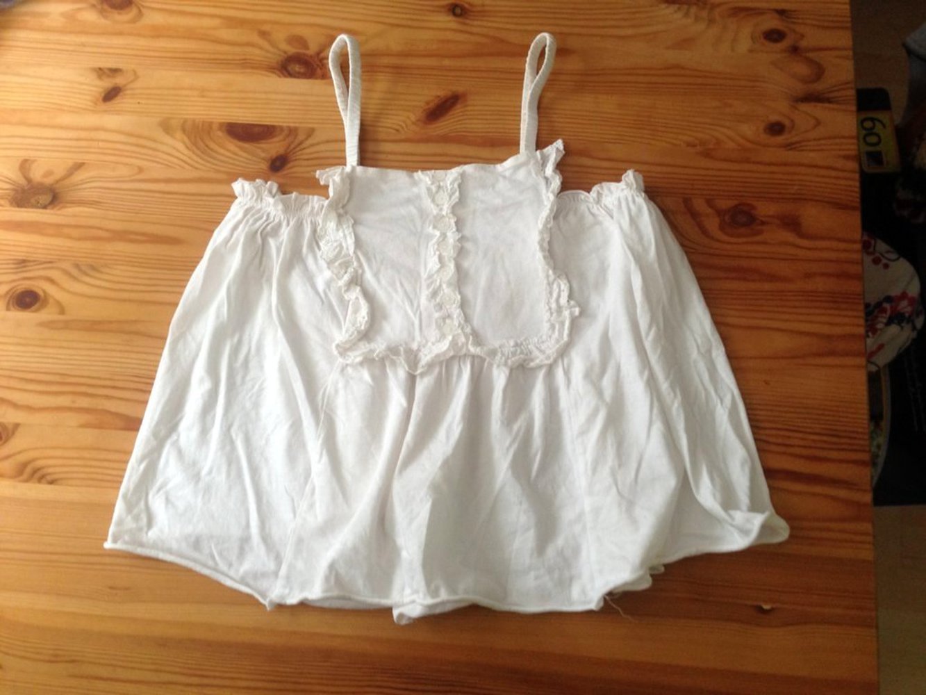 Supersüßes Top, mit Spitze, bauchfrei