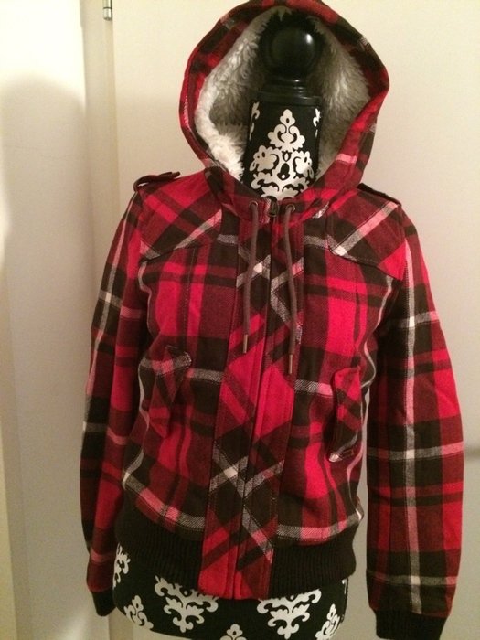 Winterjacke kariert pink gefüttert