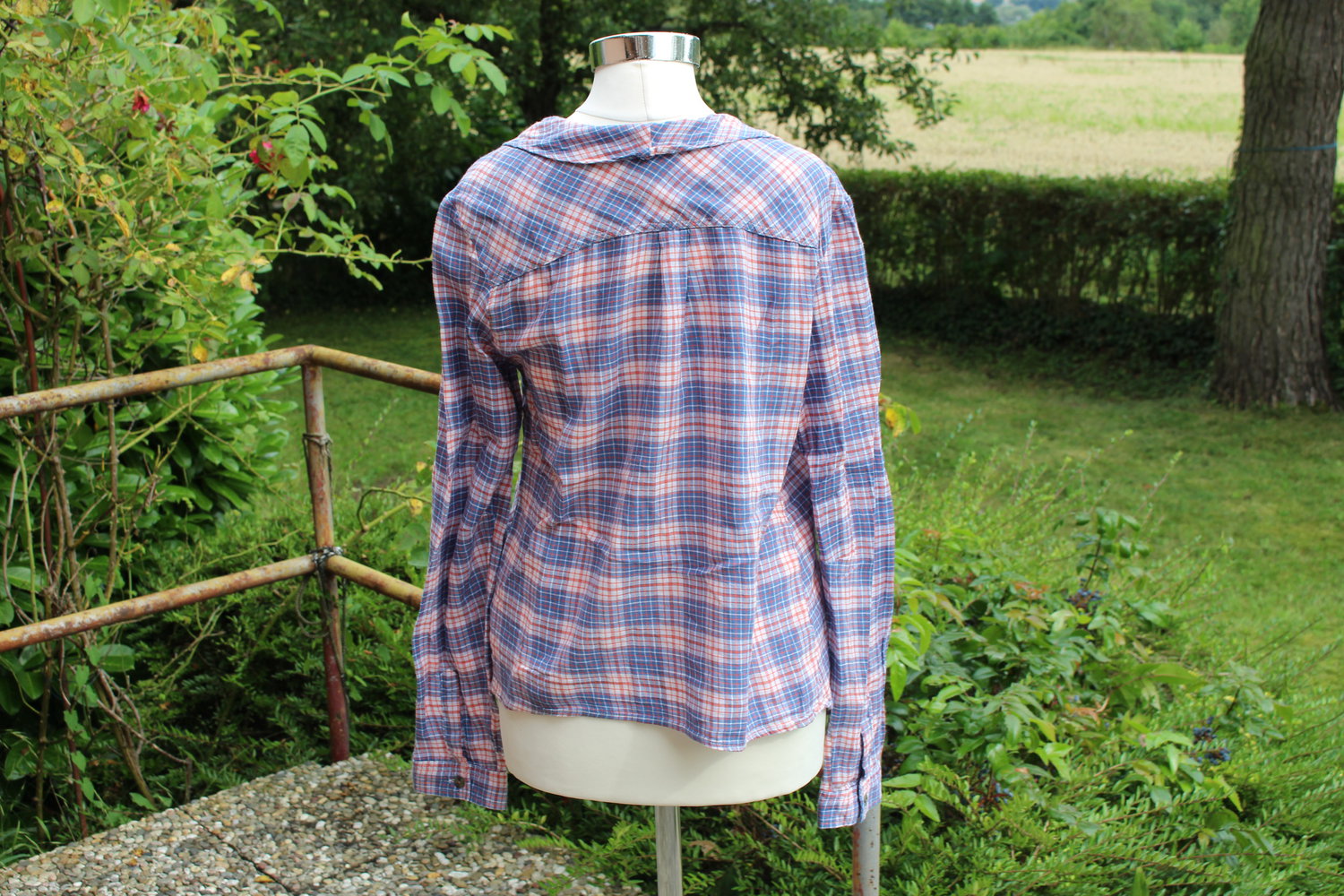 bunt-karierte Bluse von H&M