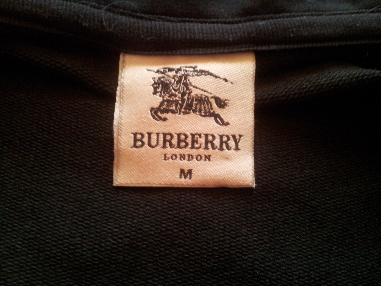 Sweatjacke Burberry Gr. M schwarz Schmetterling
