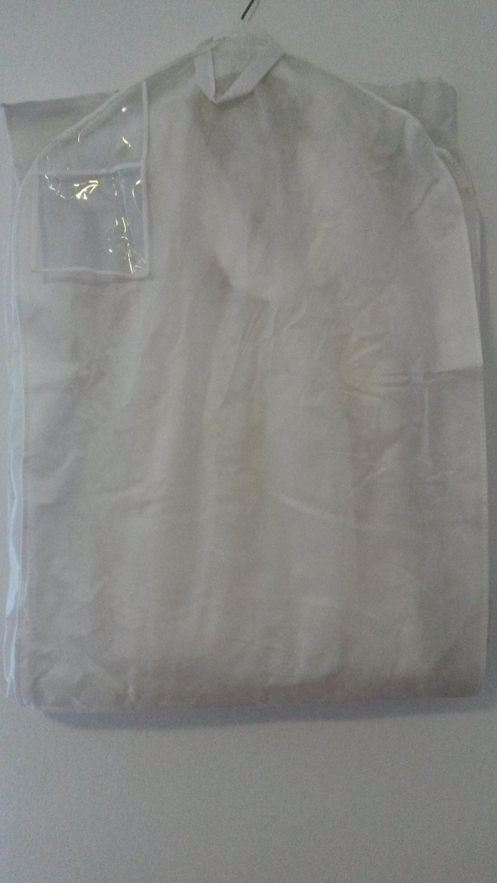 schnörkelloses Brautkleid mit raffinierter Schärpe aus Tüll und Mini-Schleppe (cremefarben)