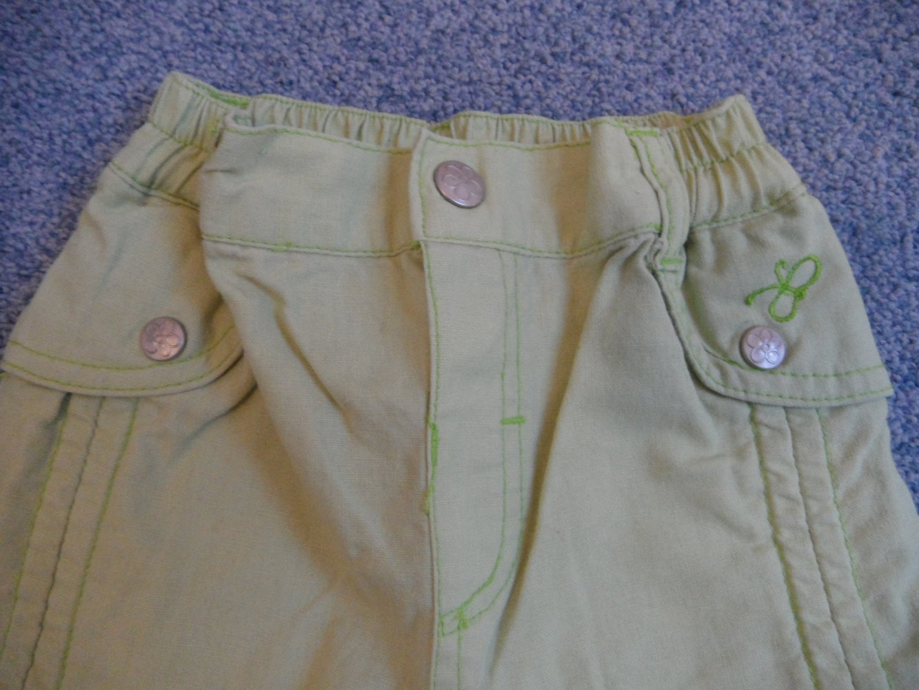 wunderschöne grüne Hose ausgefallen